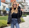 Cassandra kabát fekete – Szőrmehatású béléssel készült női kabát – Innova Fashion